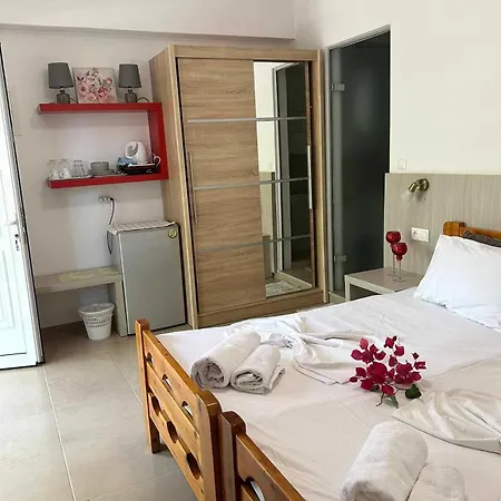 Era Affittacamere Città di Skiathos